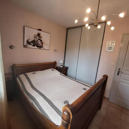 Apartamento Maison Boncelin - 2 Pieces Dans Quartier Tres Calme ! Mae-0011 *